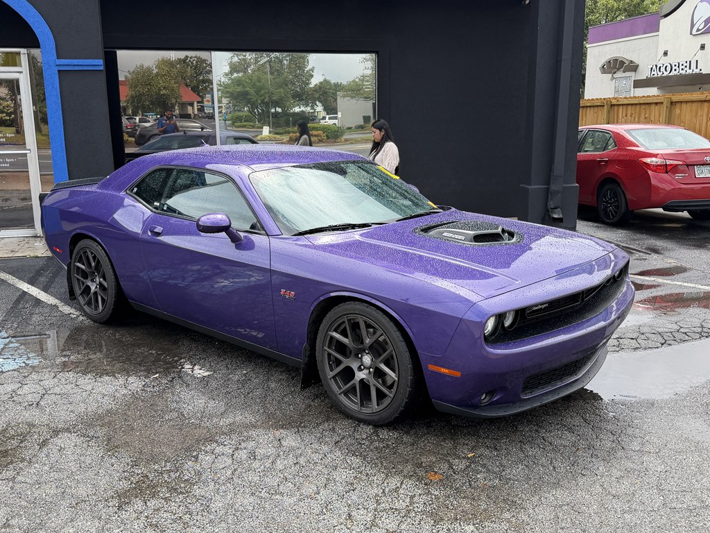 Photo 3 of this DODGE CHALLENGER