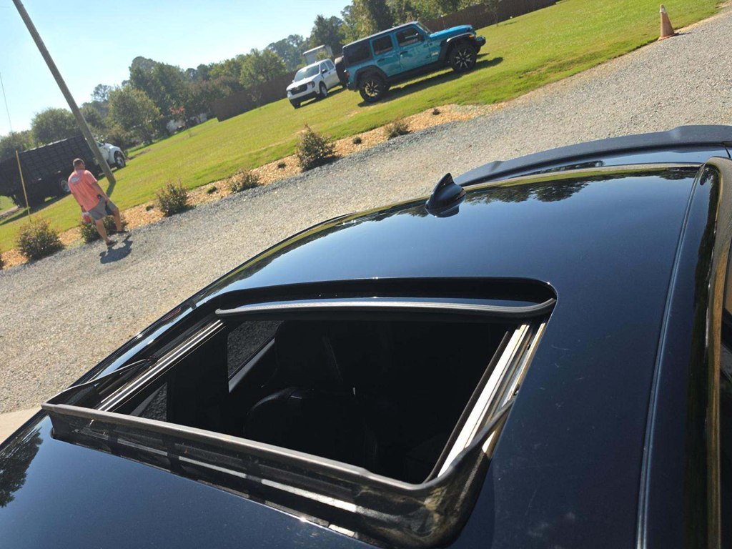 Photo 14 of this DODGE CHARGER