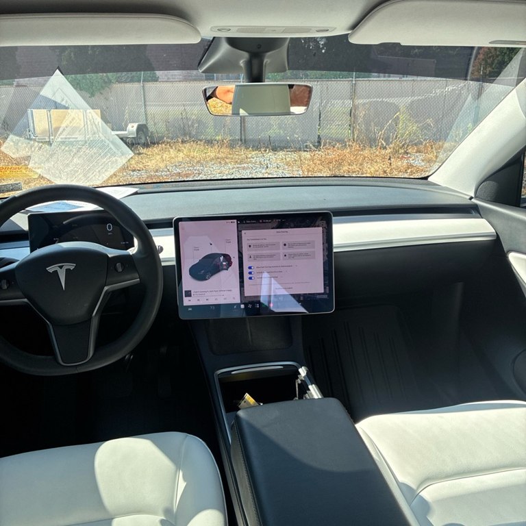Photo 16 of this TESLA MODEL Y