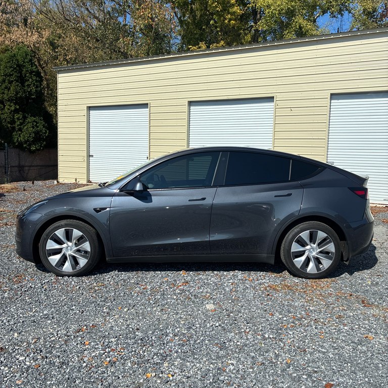 Photo 7 of this TESLA MODEL Y