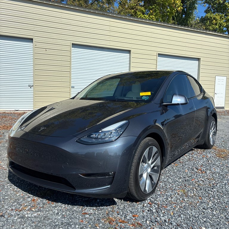 Photo 6 of this TESLA MODEL Y