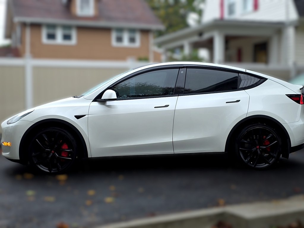 2021 TESLA MODEL Y