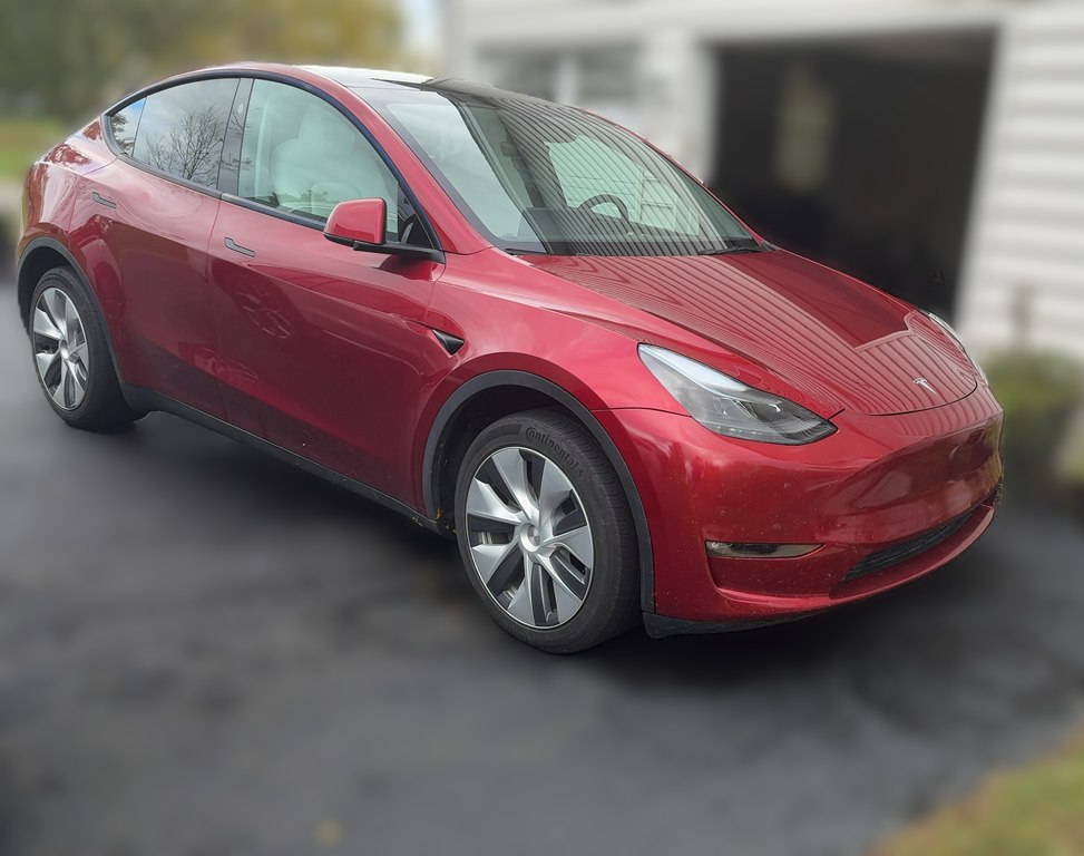 Photo 10 of this TESLA MODEL Y