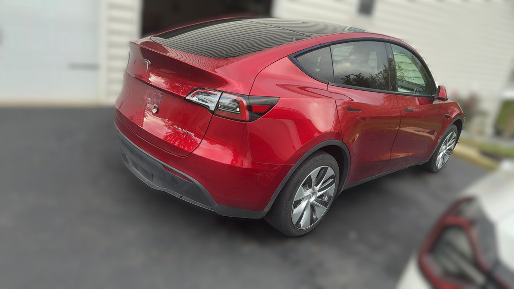 Photo 4 of this TESLA MODEL Y