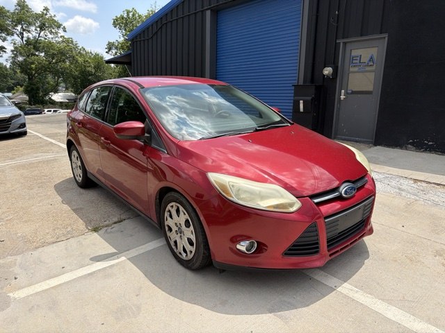 Photo 8 of this FORD FOCUS