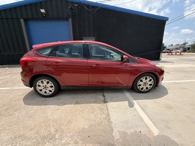 Photo 7 of this FORD FOCUS