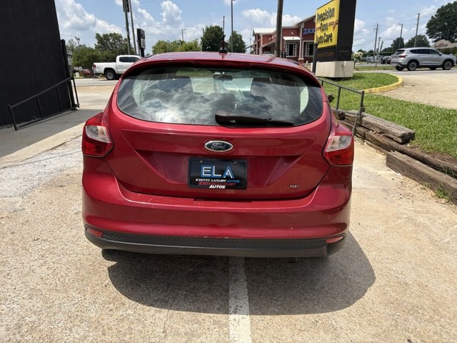 Photo 5 of this FORD FOCUS