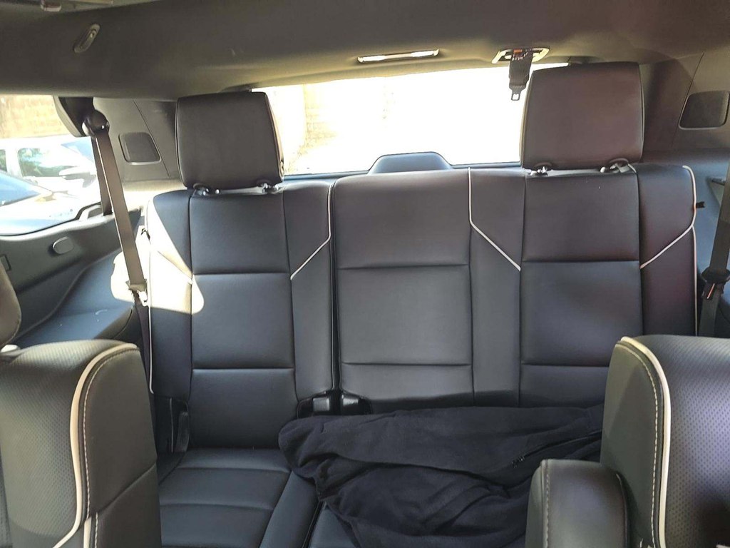 Photo 9 of this CADILLAC ESCALADE