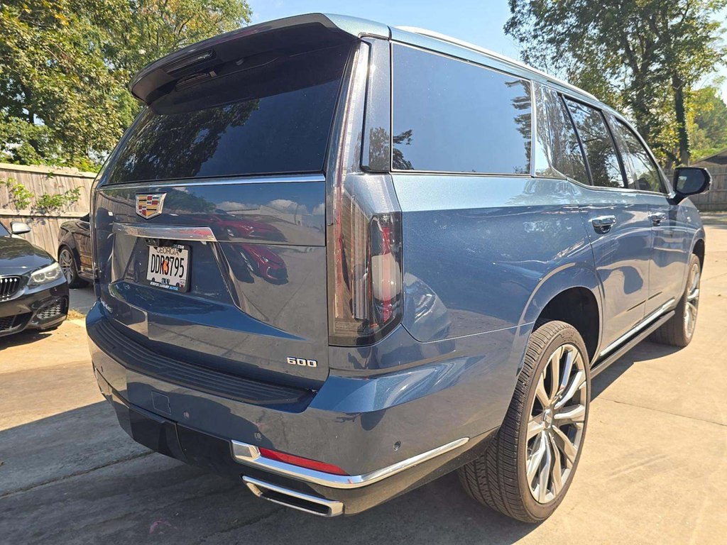 Photo 4 of this CADILLAC ESCALADE