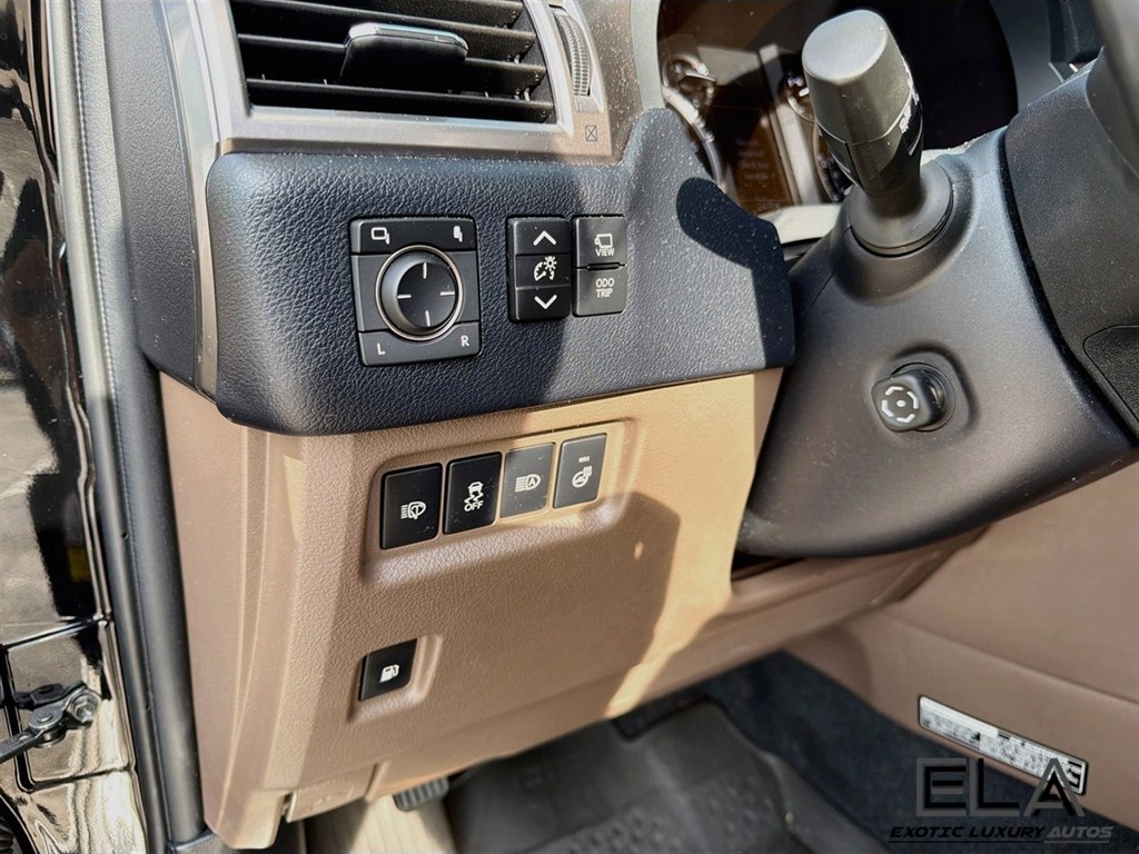 Photo 11 of this LEXUS GX 460