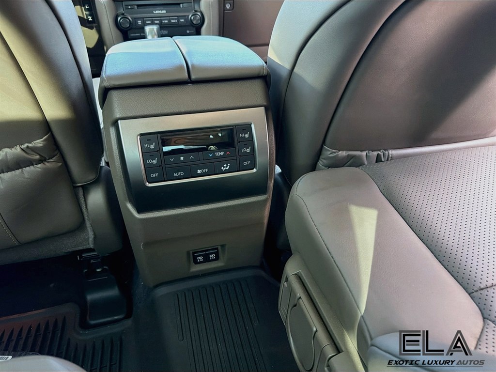 Photo 28 of this LEXUS GX 460