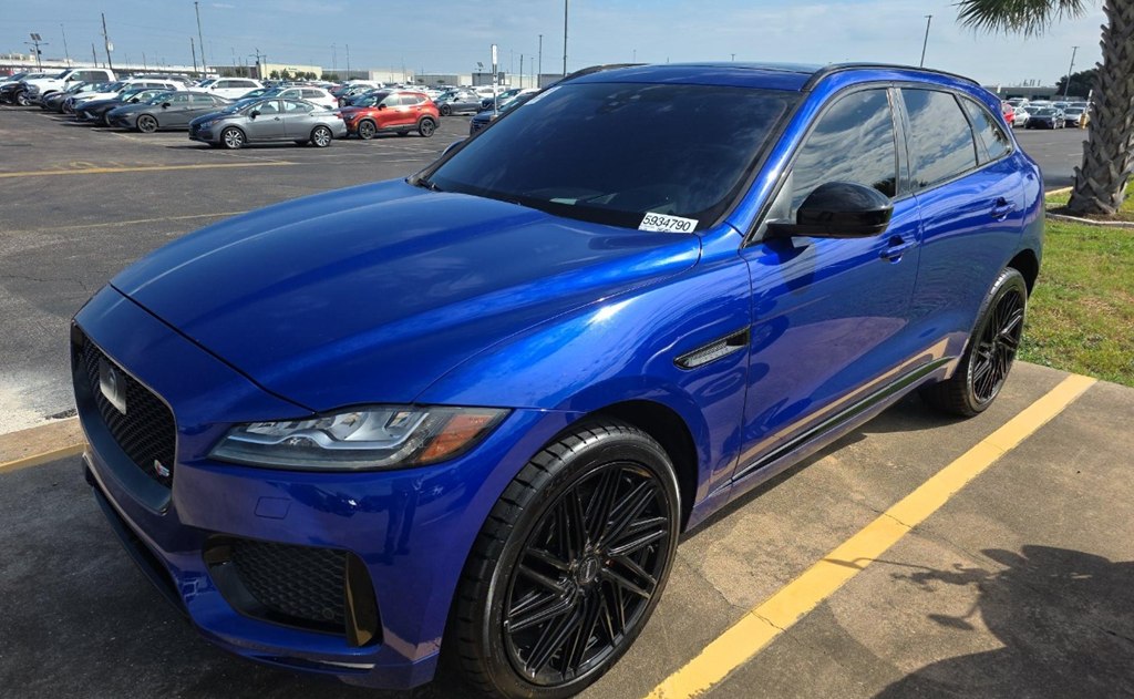 2019 JAGUAR F-PACE