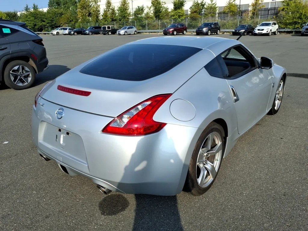 Photo 4 of this NISSAN 370Z