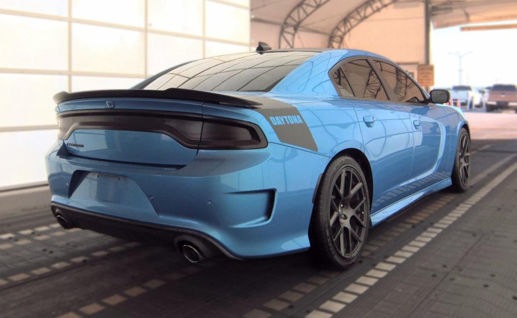 Photo 5 of this DODGE CHARGER