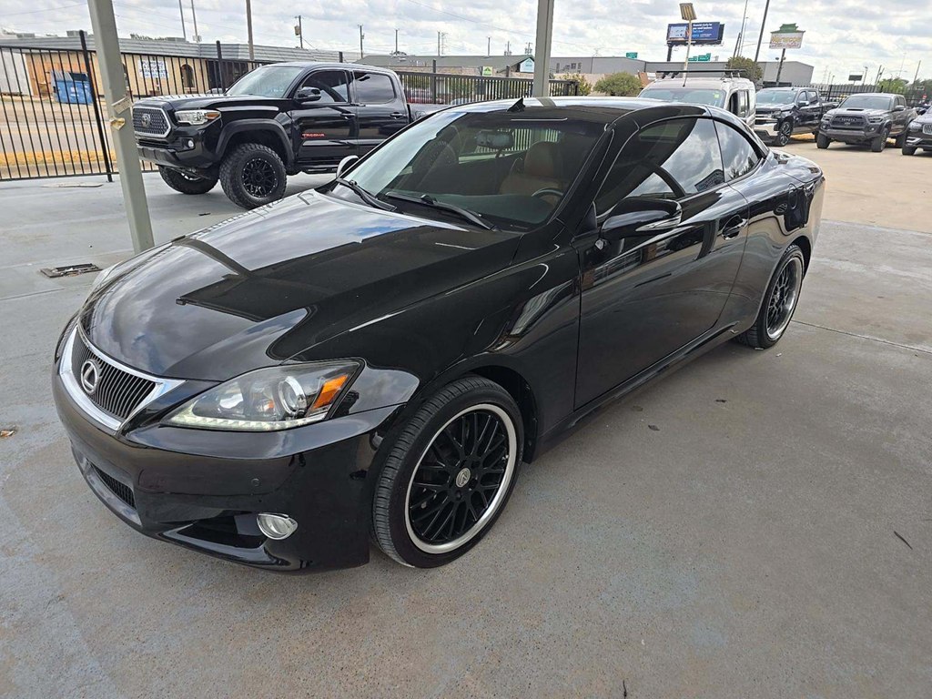 Photo 9 of this LEXUS IS 250C