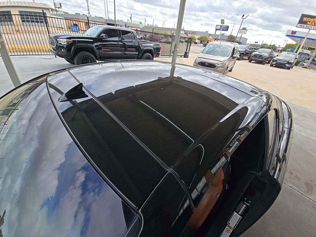 Photo 20 of this LEXUS IS 250C