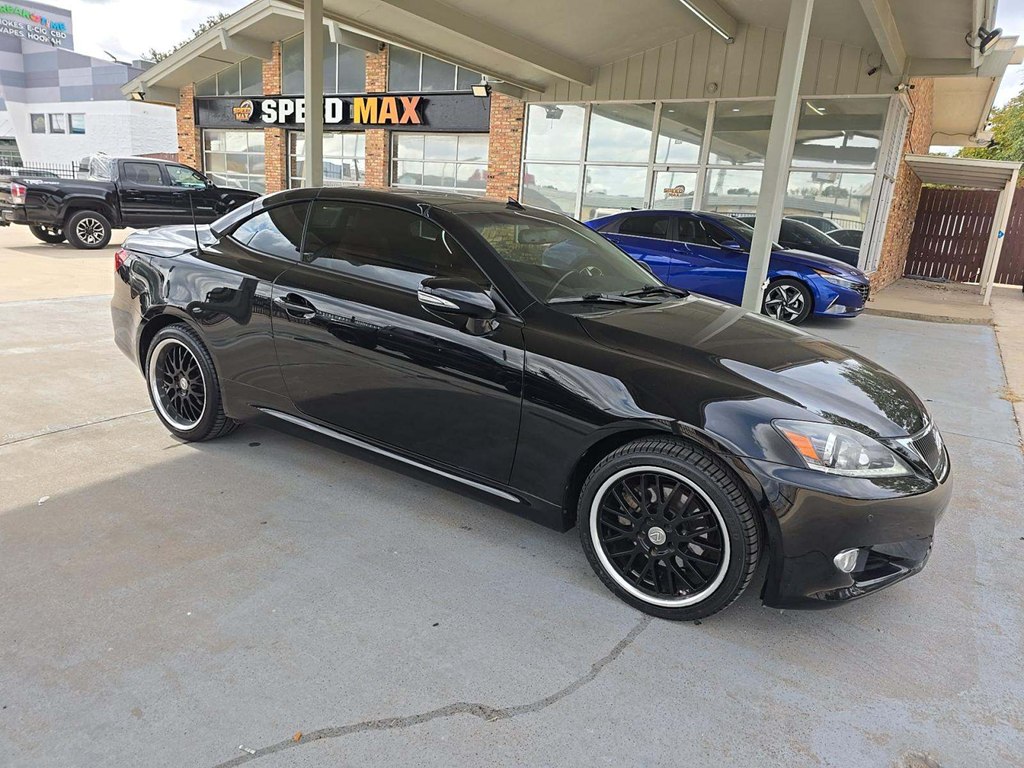 Photo 10 of this LEXUS IS 250C