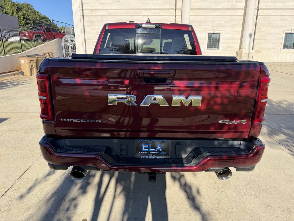 Photo 9 of this RAM 1500