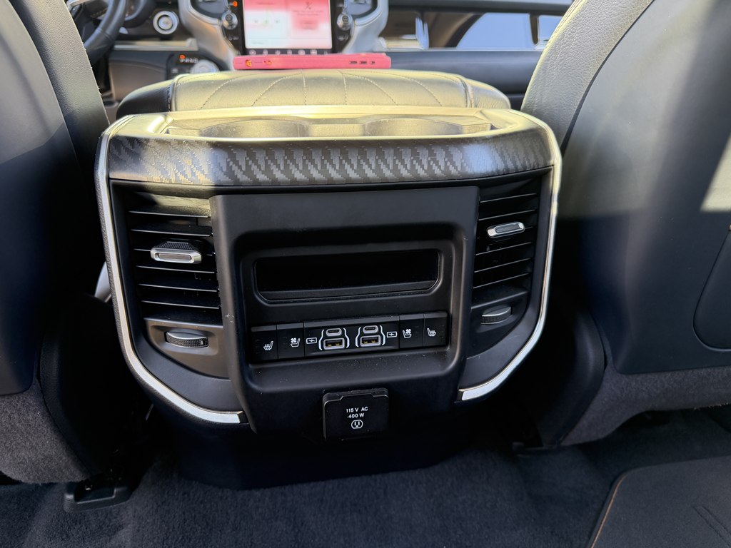 Photo 37 of this RAM 1500