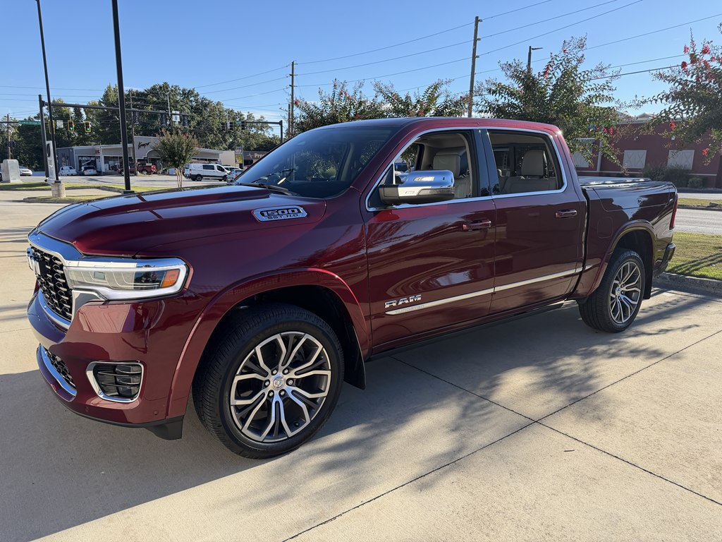 Photo 2 of this RAM 1500