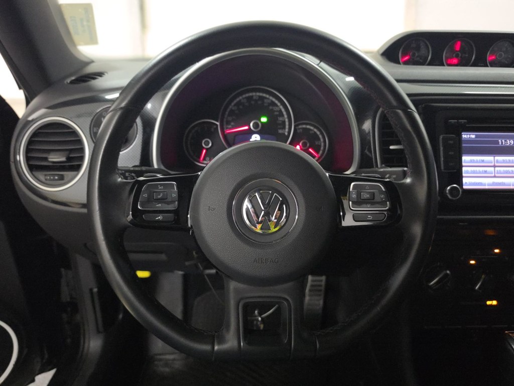 Photo 8 of this VOLKSWAGEN BEETLE