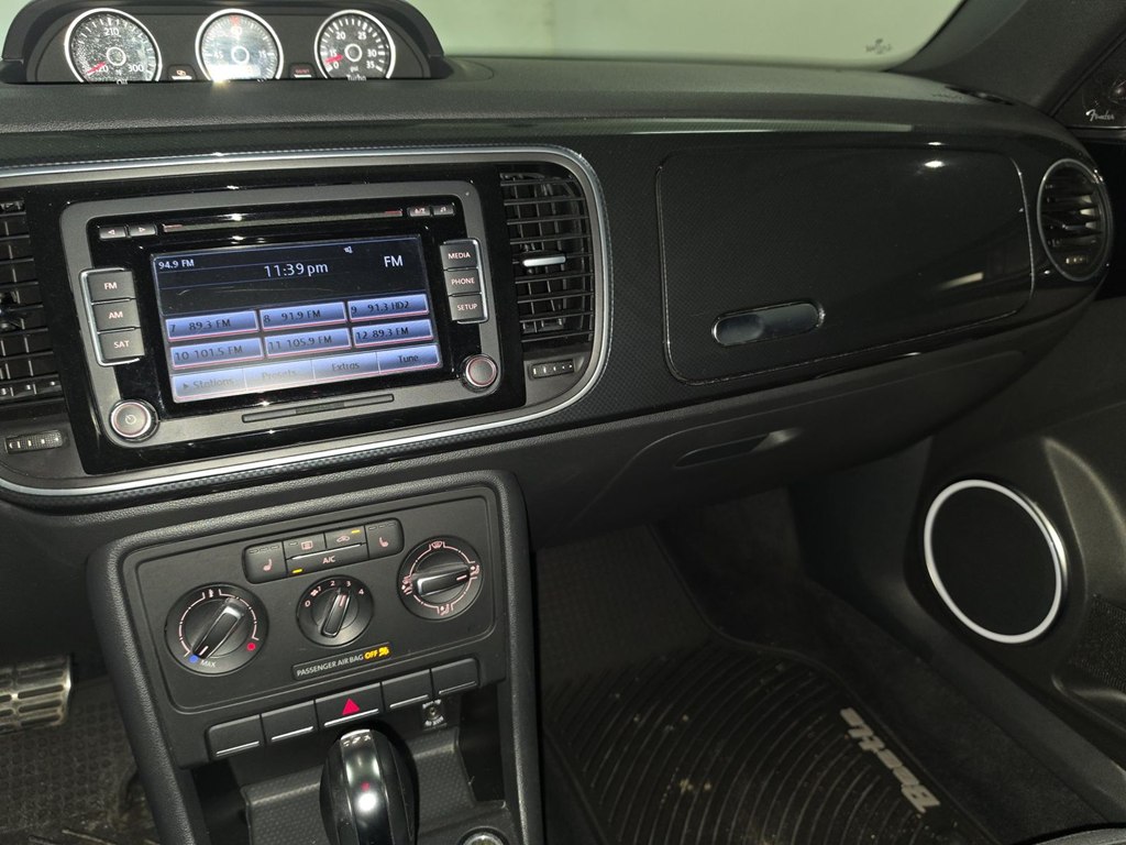 Photo 9 of this VOLKSWAGEN BEETLE
