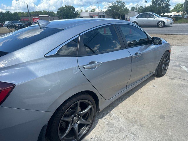 Photo 4 of this HONDA CIVIC