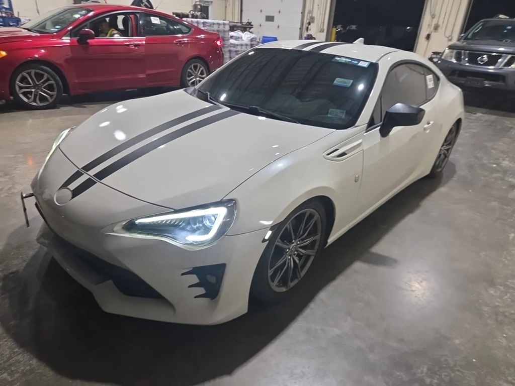 2017 TOYOTA 86
