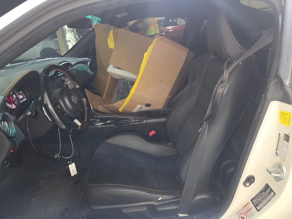 Photo 9 of this TOYOTA 86