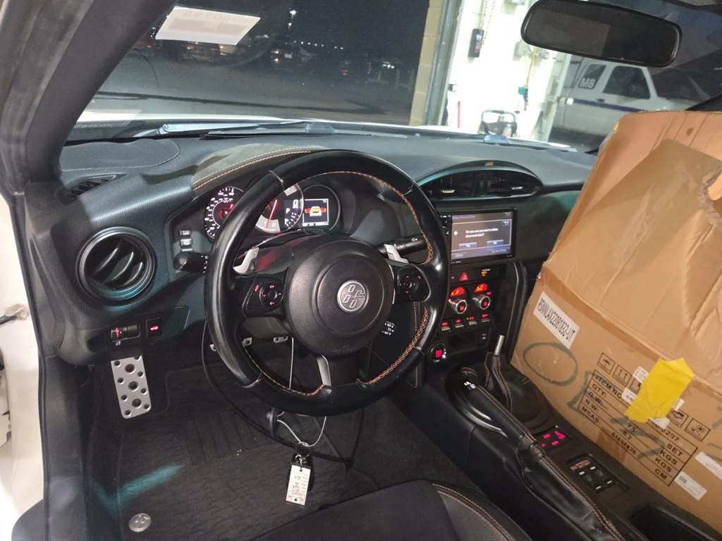 Photo 10 of this TOYOTA 86