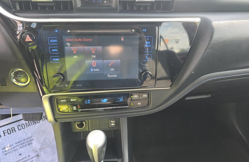 Photo 10 of this TOYOTA COROLLA