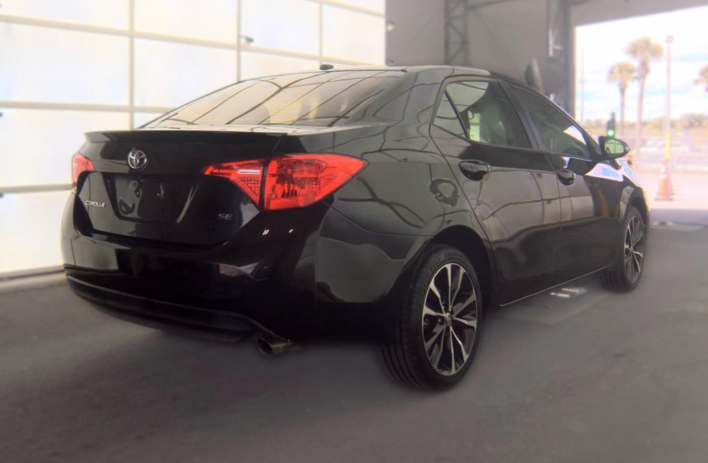 Photo 4 of this TOYOTA COROLLA