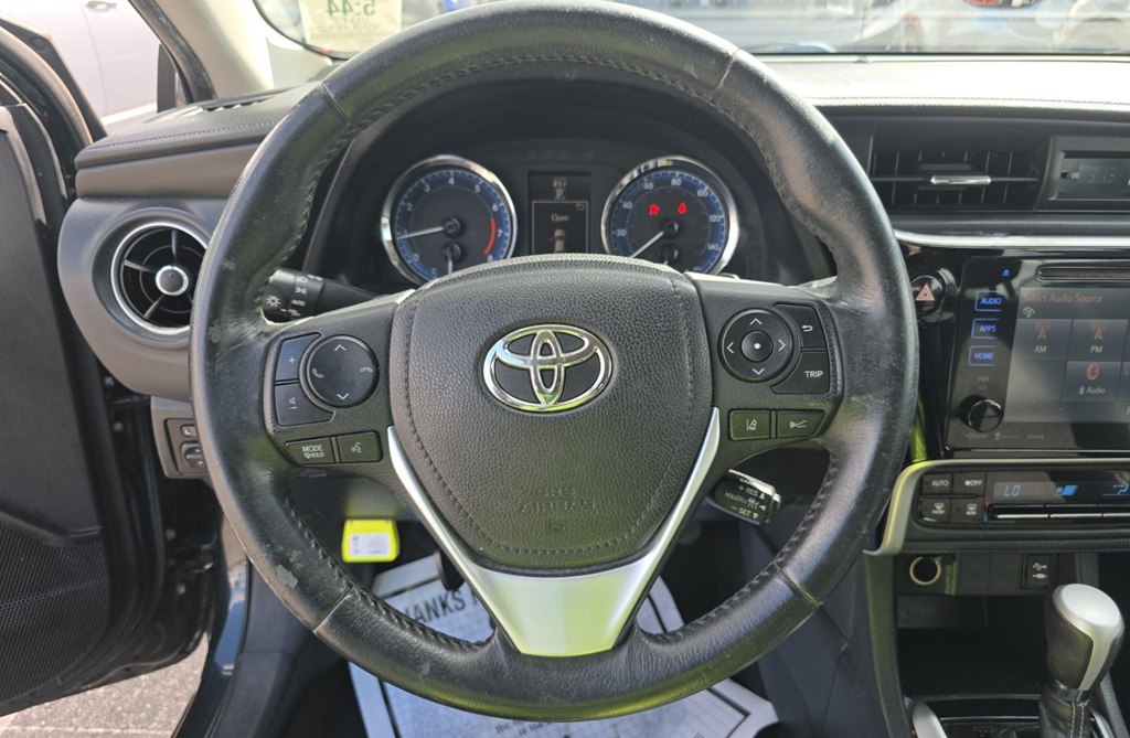 Photo 9 of this TOYOTA COROLLA