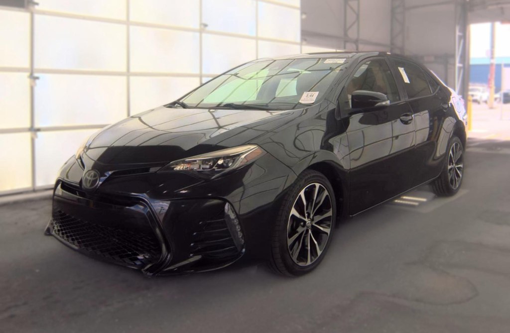 2017 TOYOTA COROLLA