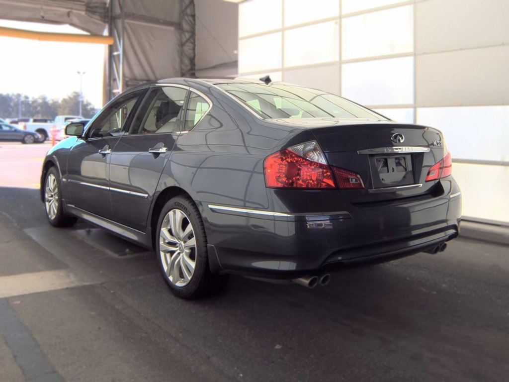Photo 6 of this INFINITI M35
