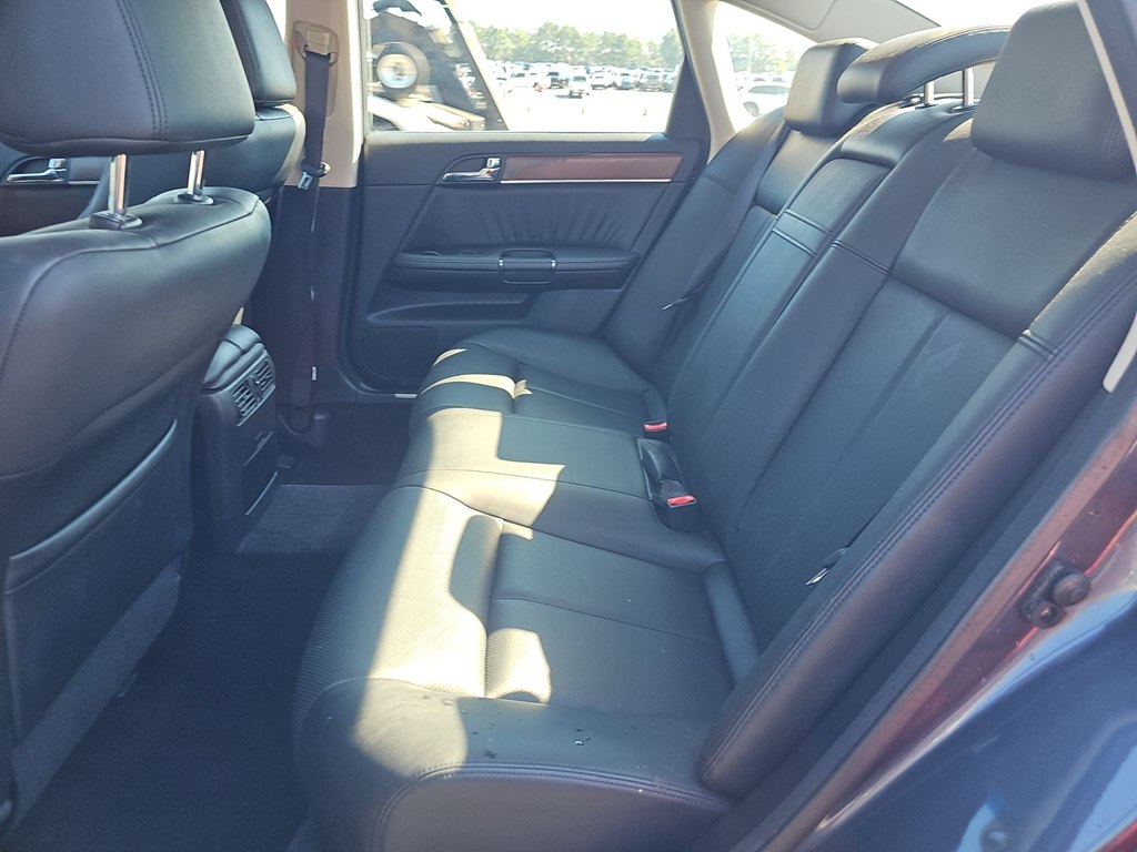 Photo 10 of this INFINITI M35