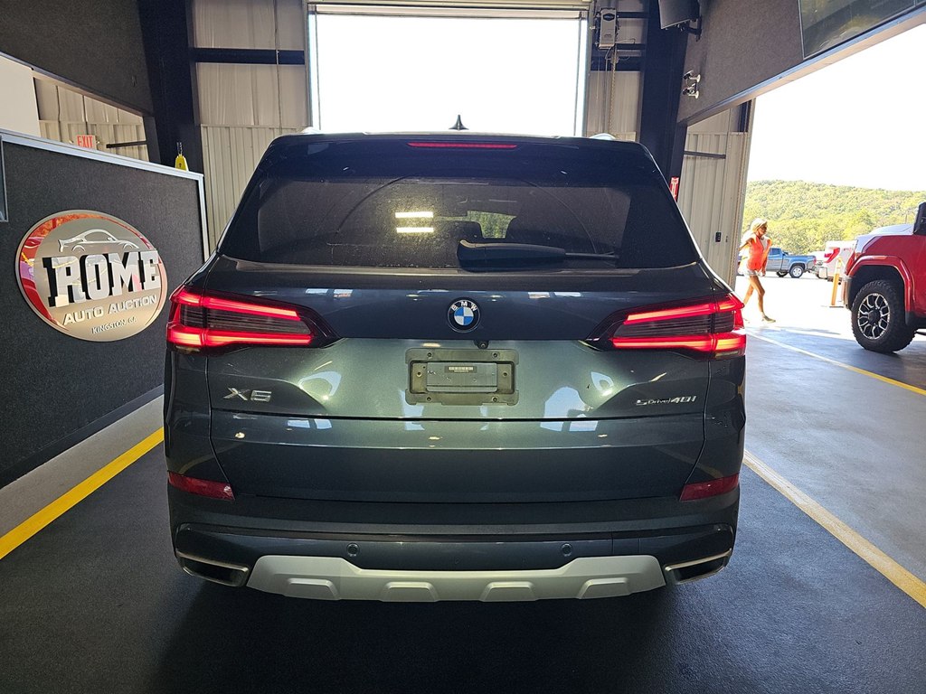 Photo 5 of this BMW X5