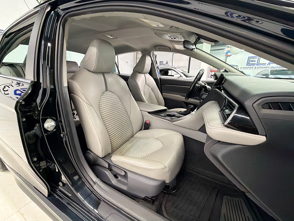 Photo 29 of this TOYOTA CAMRY