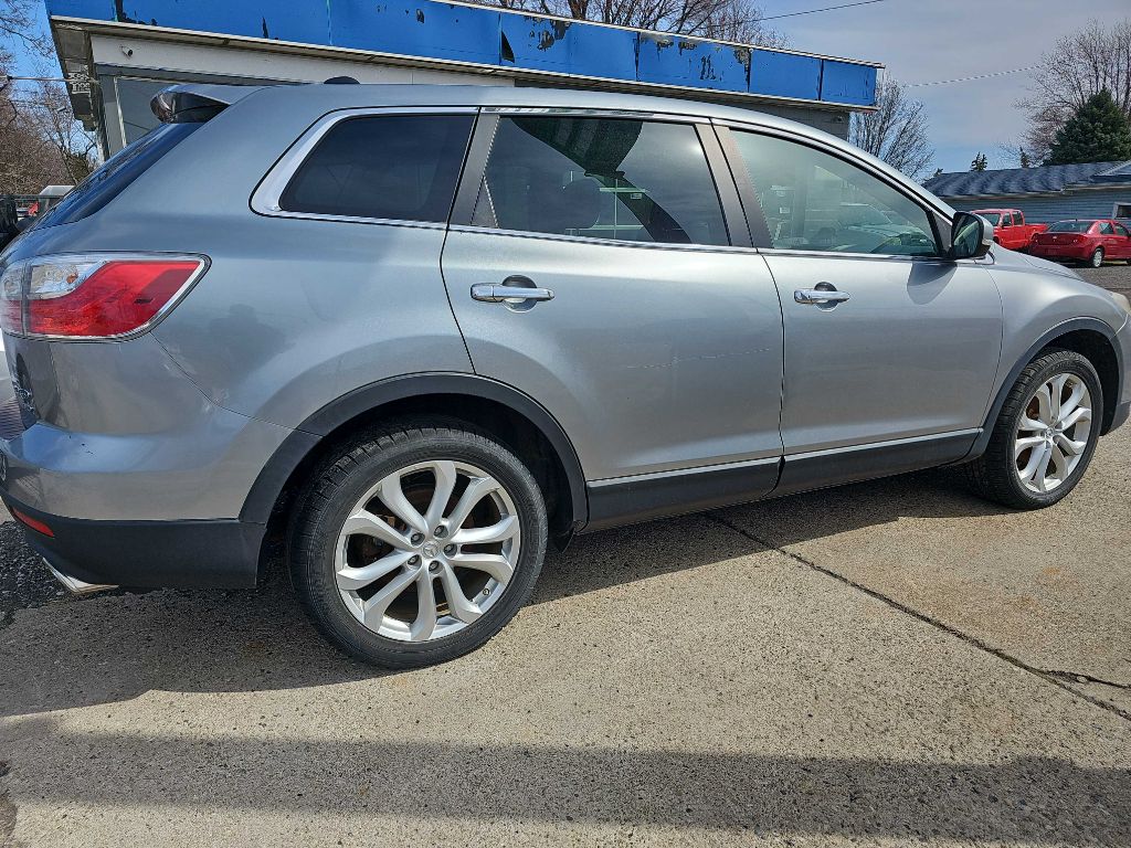 Photo 2 of this MAZDA CX-9