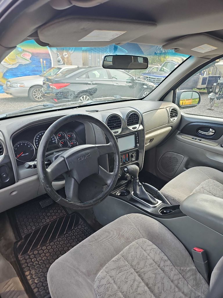 Photo 5 of this GMC ENVOY