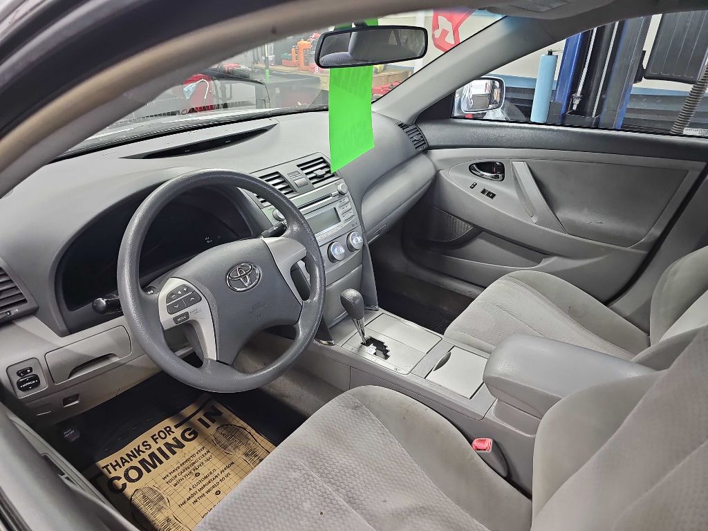 Photo 5 of this TOYOTA CAMRY