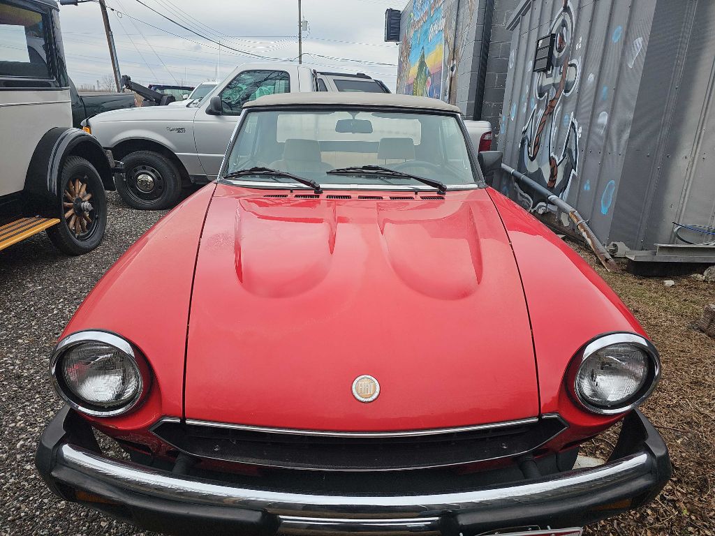 Photo 3 of this FIAT SPIDER2000