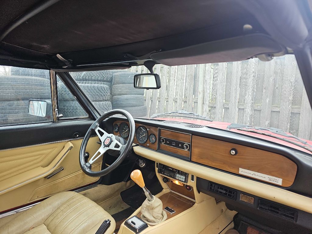 Photo 5 of this FIAT SPIDER2000