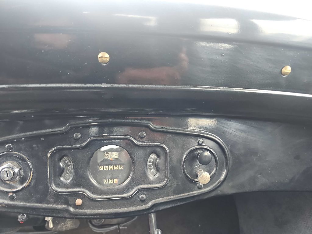 Photo 7 of this PONTIAC 392
