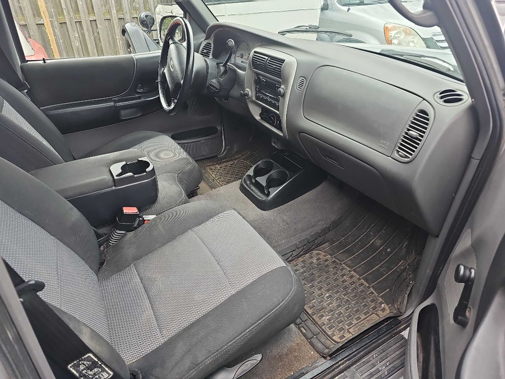 Photo 3 of this FORD RANGER