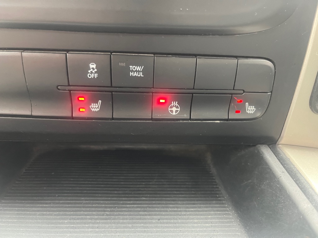Photo 14 of this RAM 1500