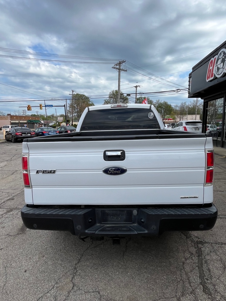 Photo 4 of this FORD F-150