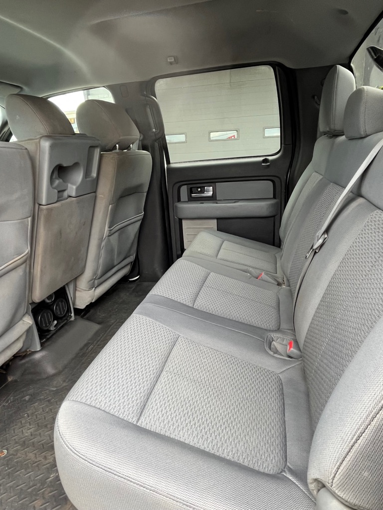 Photo 6 of this FORD F-150