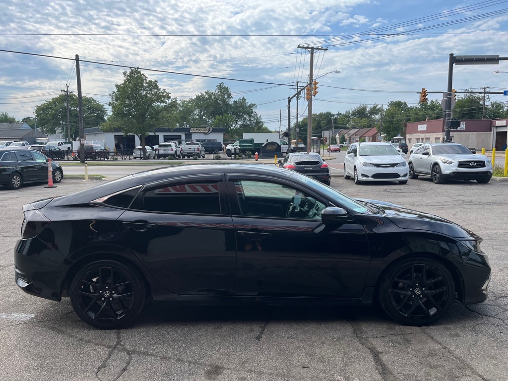 Photo 3 of this HONDA CIVIC