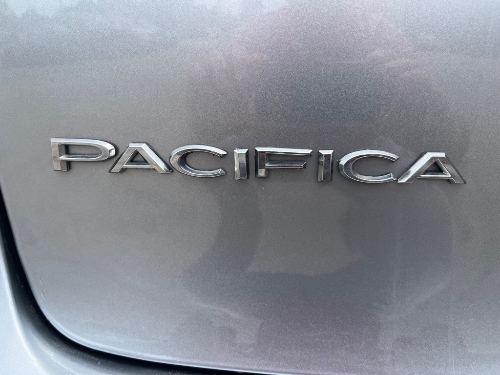 Photo 20 of this CHRYSLER PACIFICA